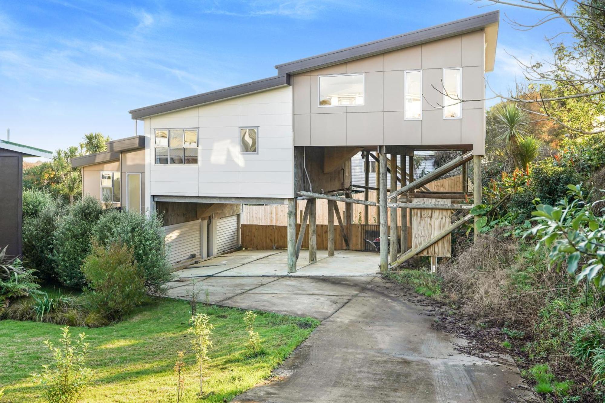Peninsula Paradise - Raglan Holiday Home Екстериор снимка
